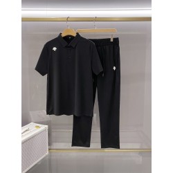 디쌍터 DESCENTE 반팔이랑 바지 한 벌