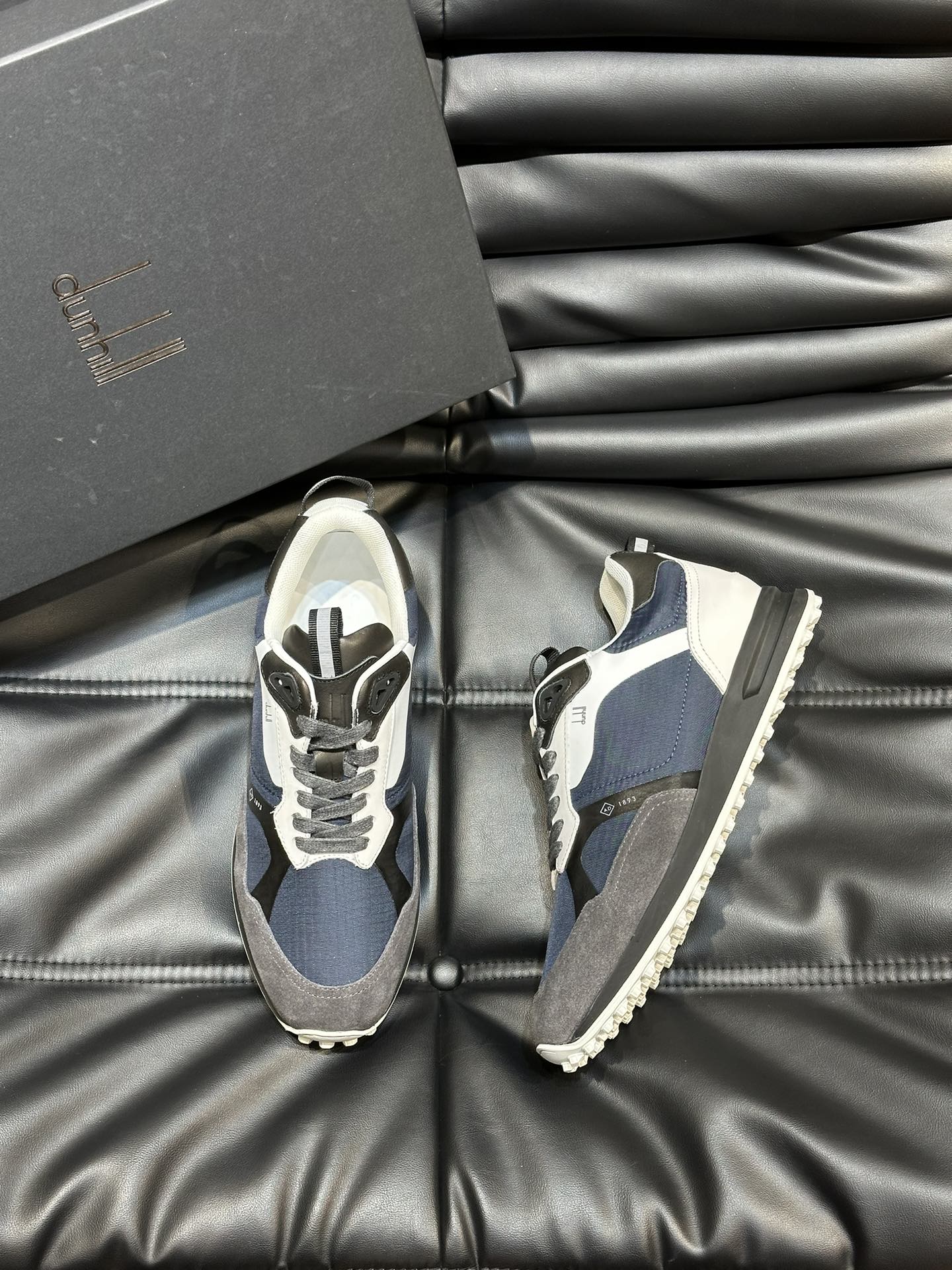 던힐 Dunhill 스니커즈