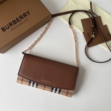버버리 Burberry Horseferry 40482501 지갑 21CM