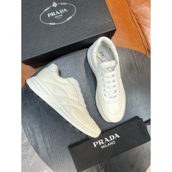 프라다 Prada 스니커즈