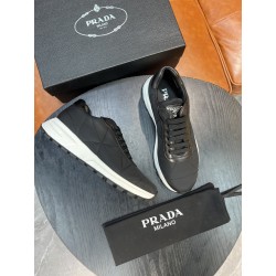 프라다 Prada 스니커즈