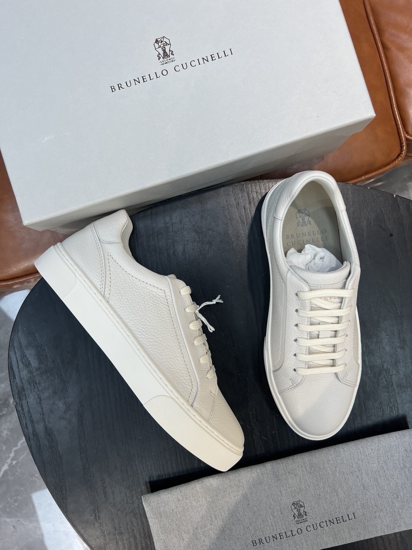 Brunello Cucinelli 스니커즈
