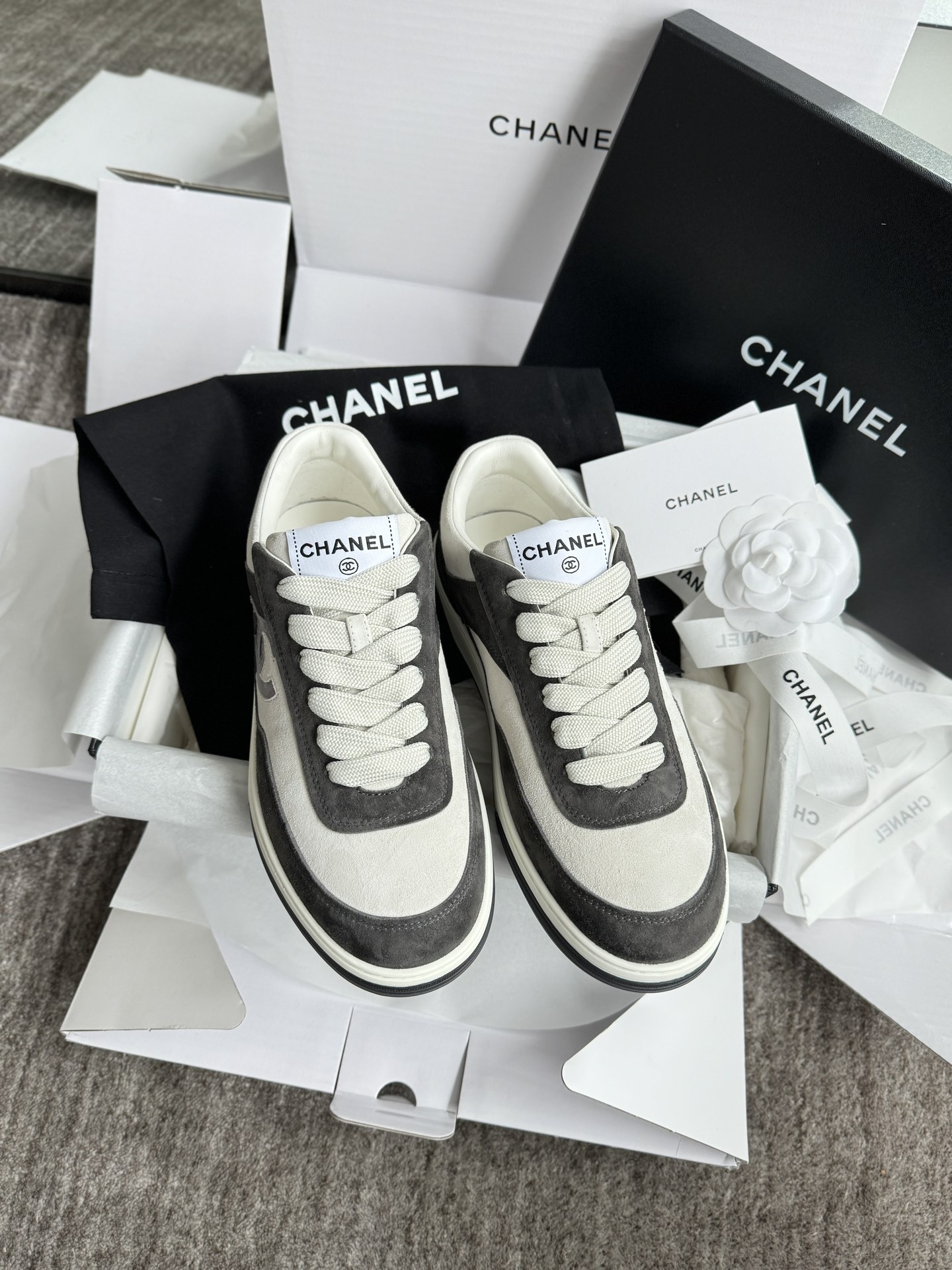 샤넬 CHANEL 스니커즈