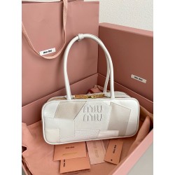 미우 미우 miu miu F0011 탑 핸들백 27CM