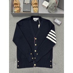 톰브라운 Thom  Browne 가디건