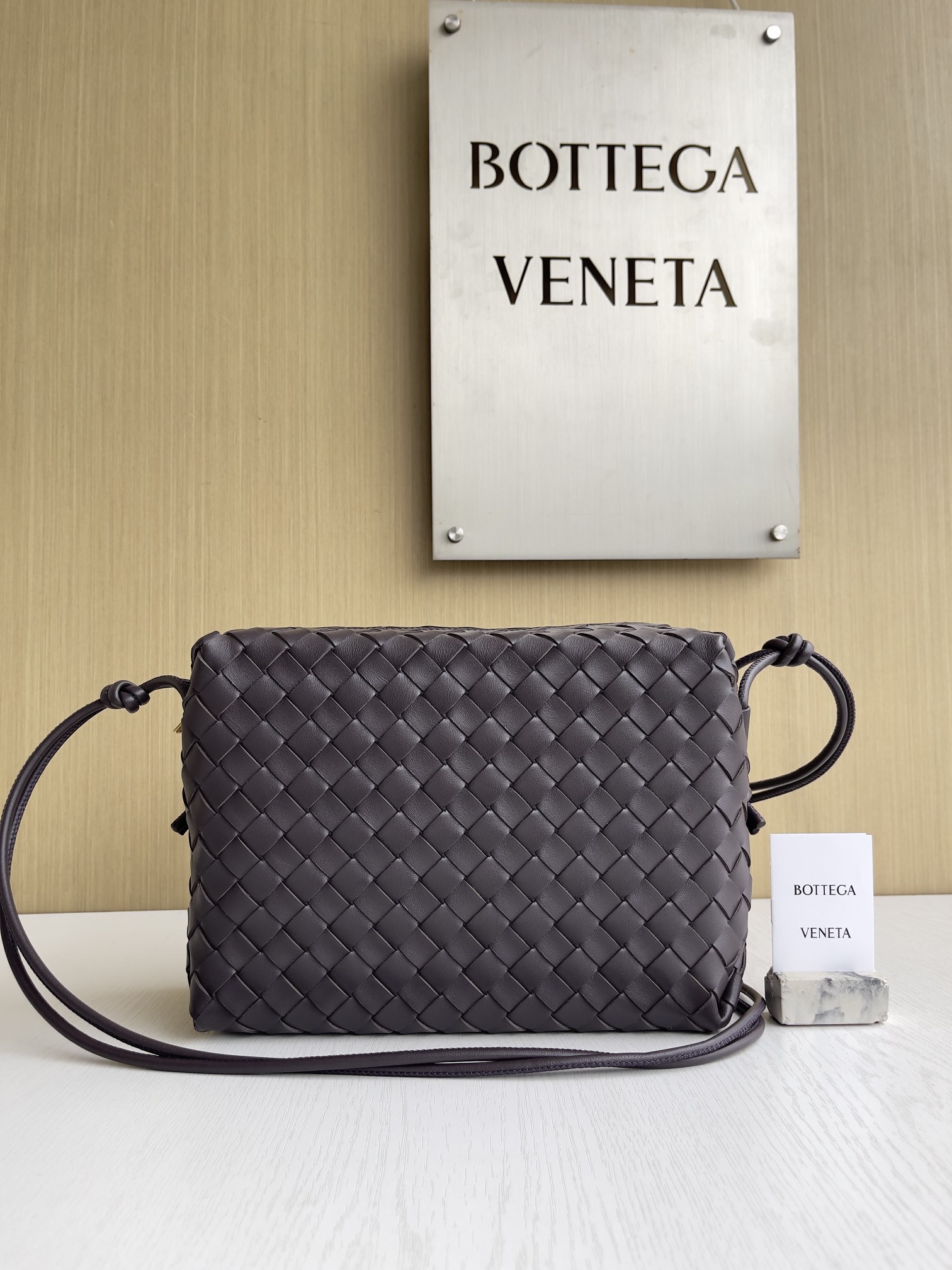 보테가베네타 Bottega Veneta Loop Crossbody Bag 680256