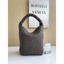 보테가베네타 Bottega Veneta Cabat Bucket Bag 753172