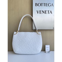 보테가베네타 Bottega Veneta Clicker 730969