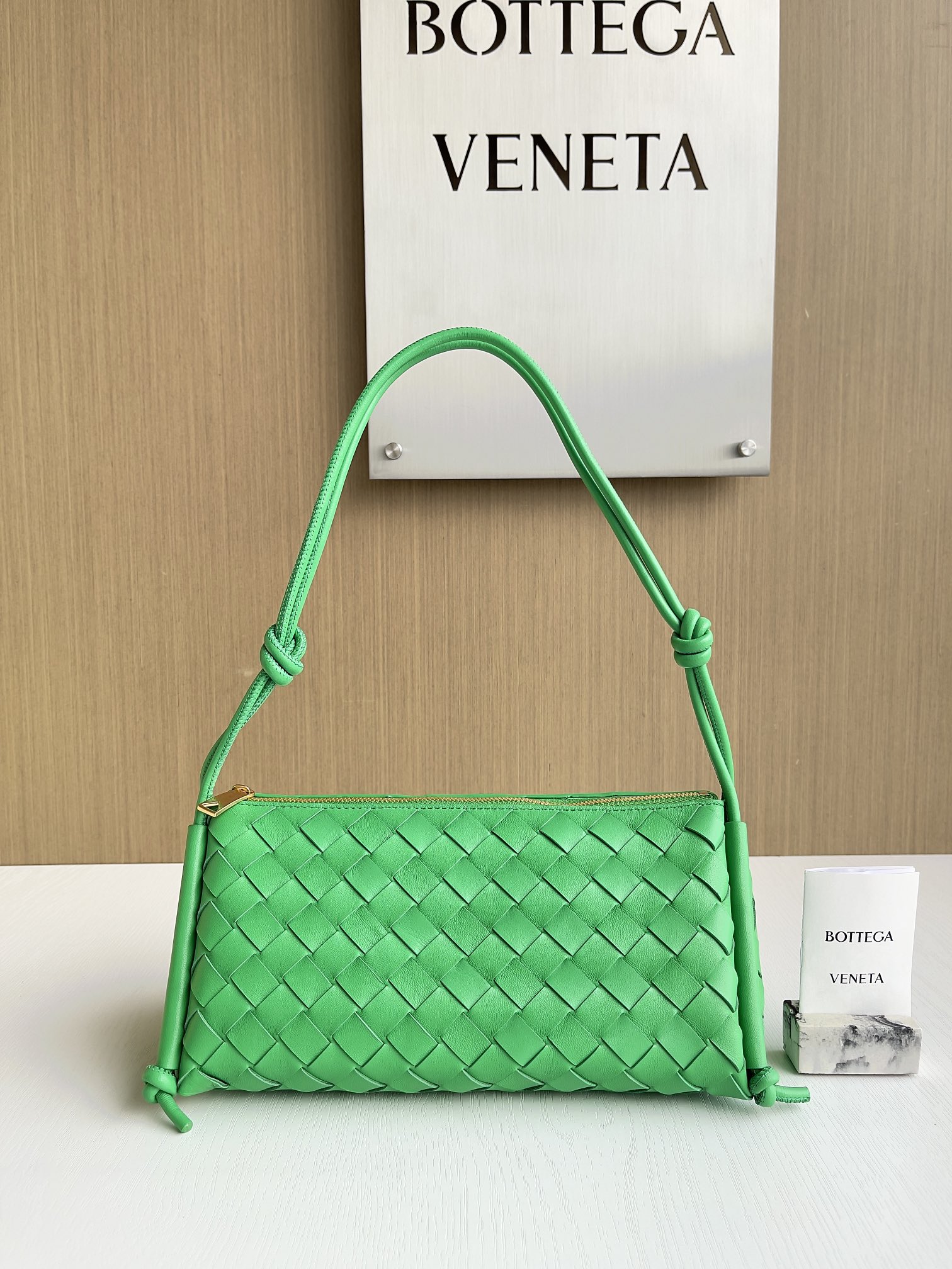 보테가베네타 Bottega Veneta 숄더백 701025