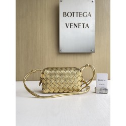 보테가 베네타 Bottega Veneta MINI Loop 723547