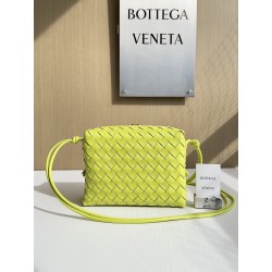 보테가베네타 Bottega Veneta Loop 680255
