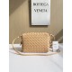 보테가베네타 Bottega Veneta Loop 680255