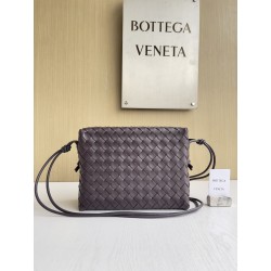 보테가베네타 Bottega Veneta Loop Crossbody Bag 680256