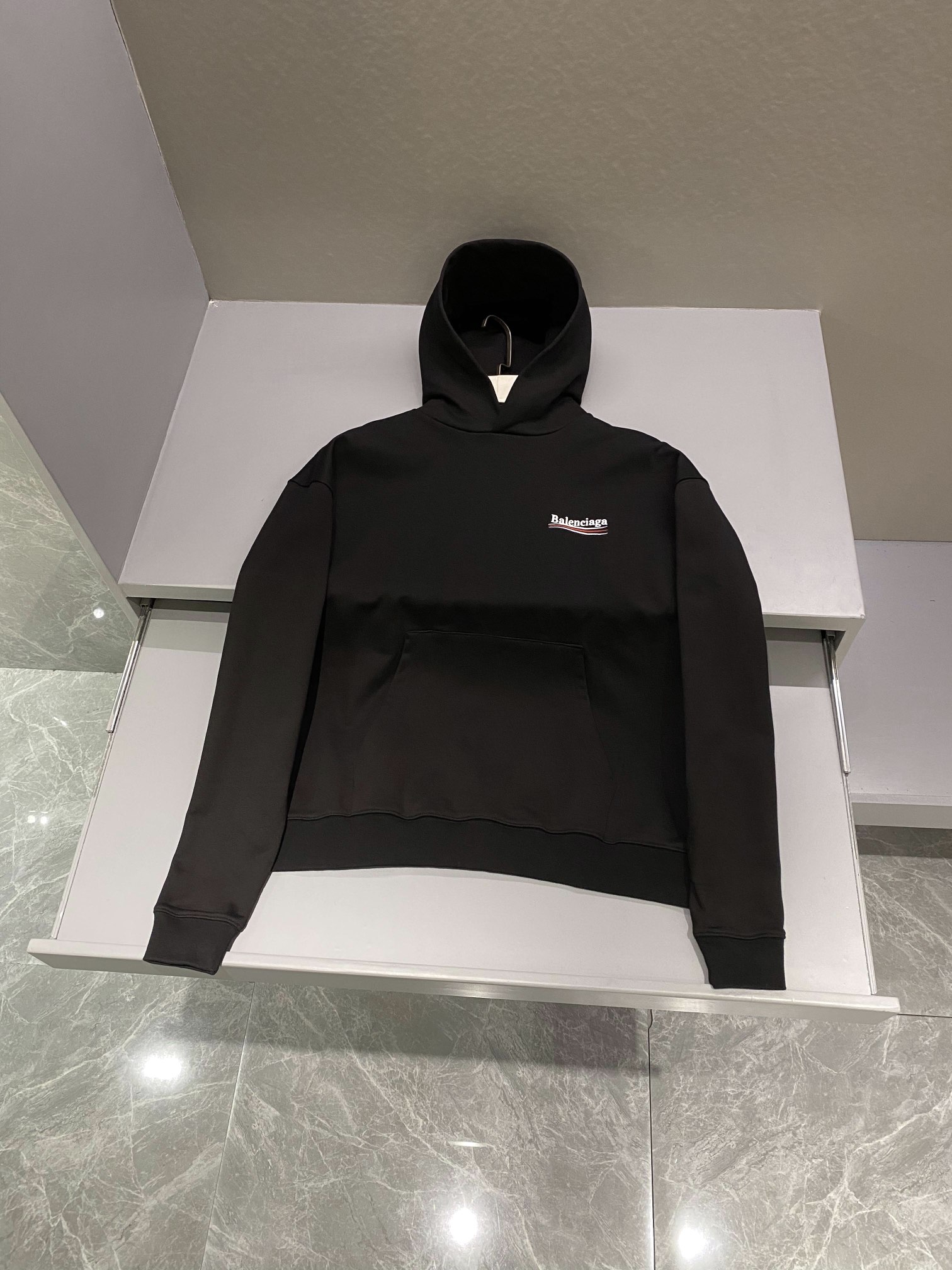 발렌시아가 Balenciaga 후드티셔츠
