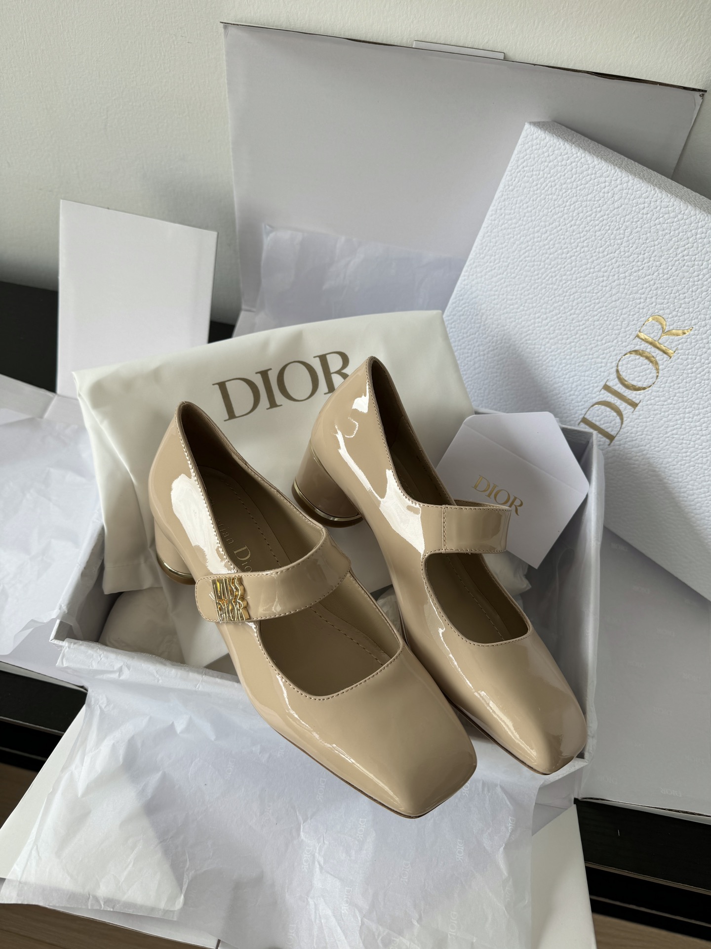 디올 DIOR 펌프스