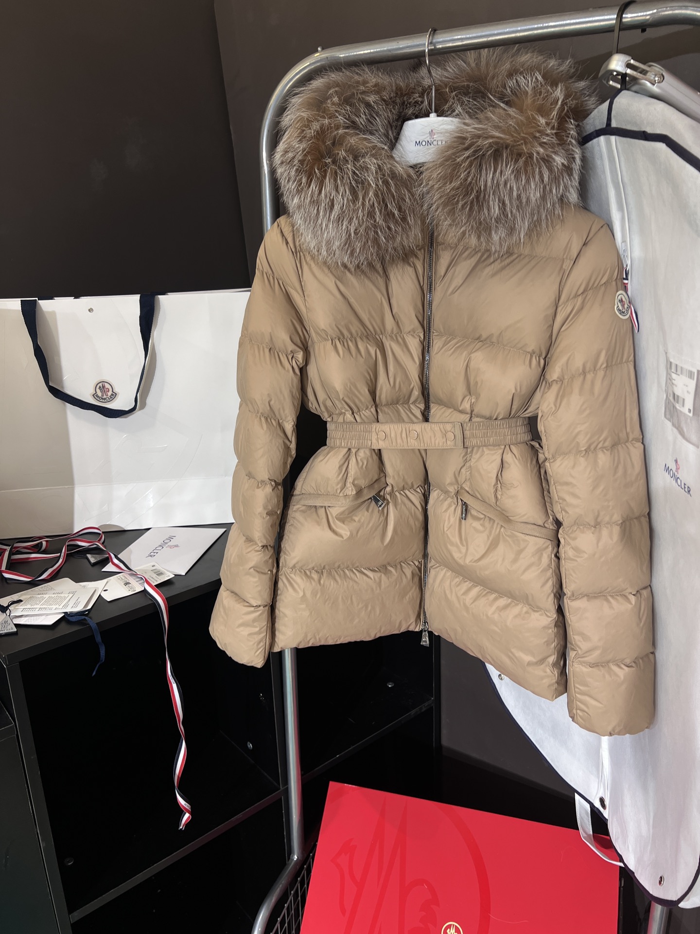 몽클레어 Moncler 패딩