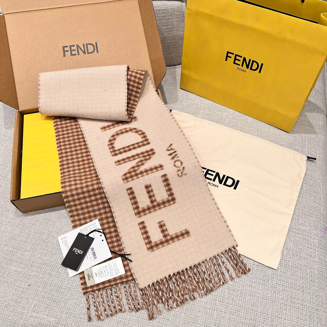 펜디 FENDI 스카프 180×30CM