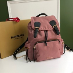 버버리 Burberry 1226 The Rucksack 백팩 42CM