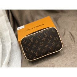 루이비통 Louis Vuitton M47522 파우치 20CM