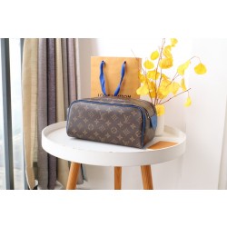 루이비통 Louis Vuitton M44494 파우치 28CM