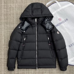 몽클레어 Moncler 패딩