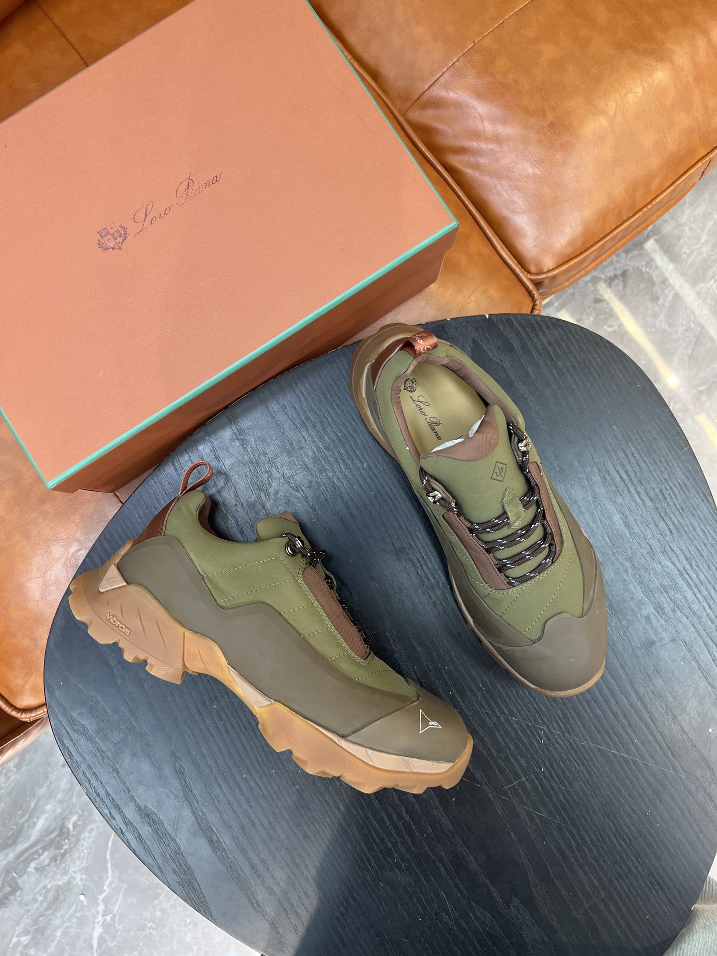 로로피아나 Loro Piana 스니커즈