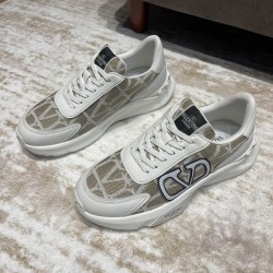 발렌티노 Valentino 스니커즈