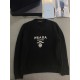 프라다 Prada  스웨터