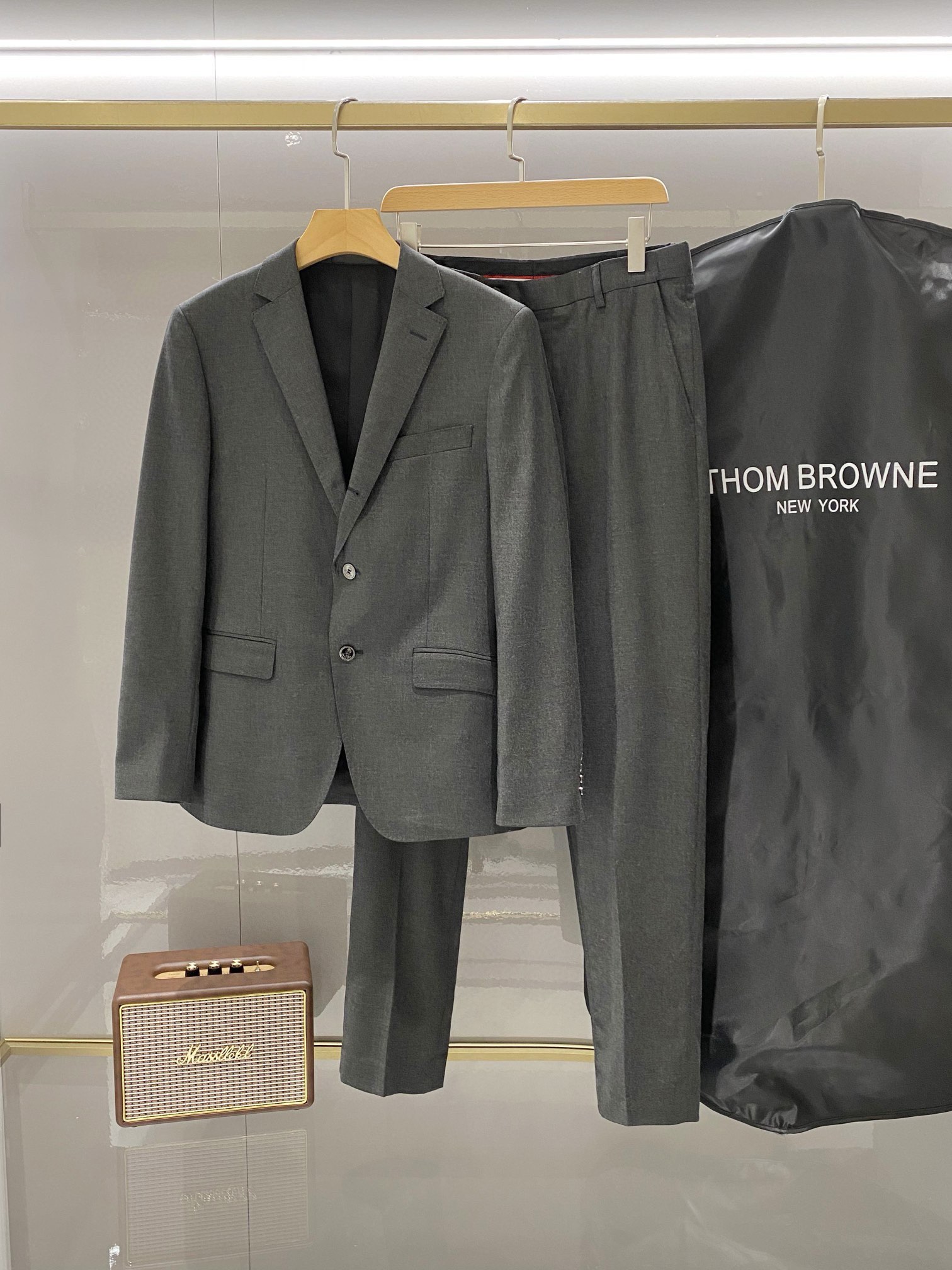 톰브라운 Thom Browne 양복 세트