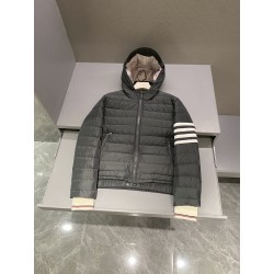 톰브라운 Thom Browne  패딩