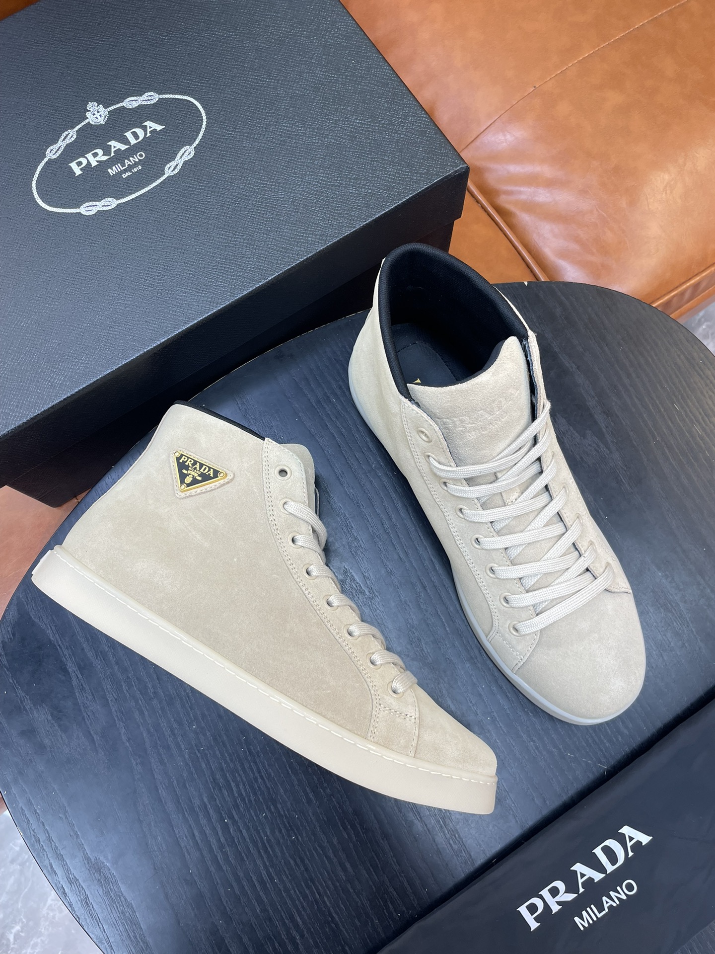 프라다 Prada 스니커즈