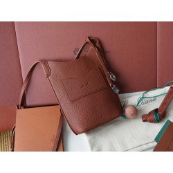 로로피아나 Loro Piana Bale Phone Case