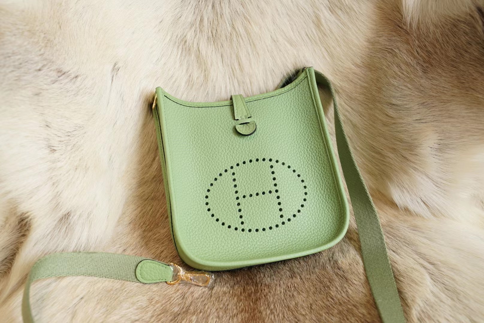 에르메스 Hermes Mini Evelyne Clemence