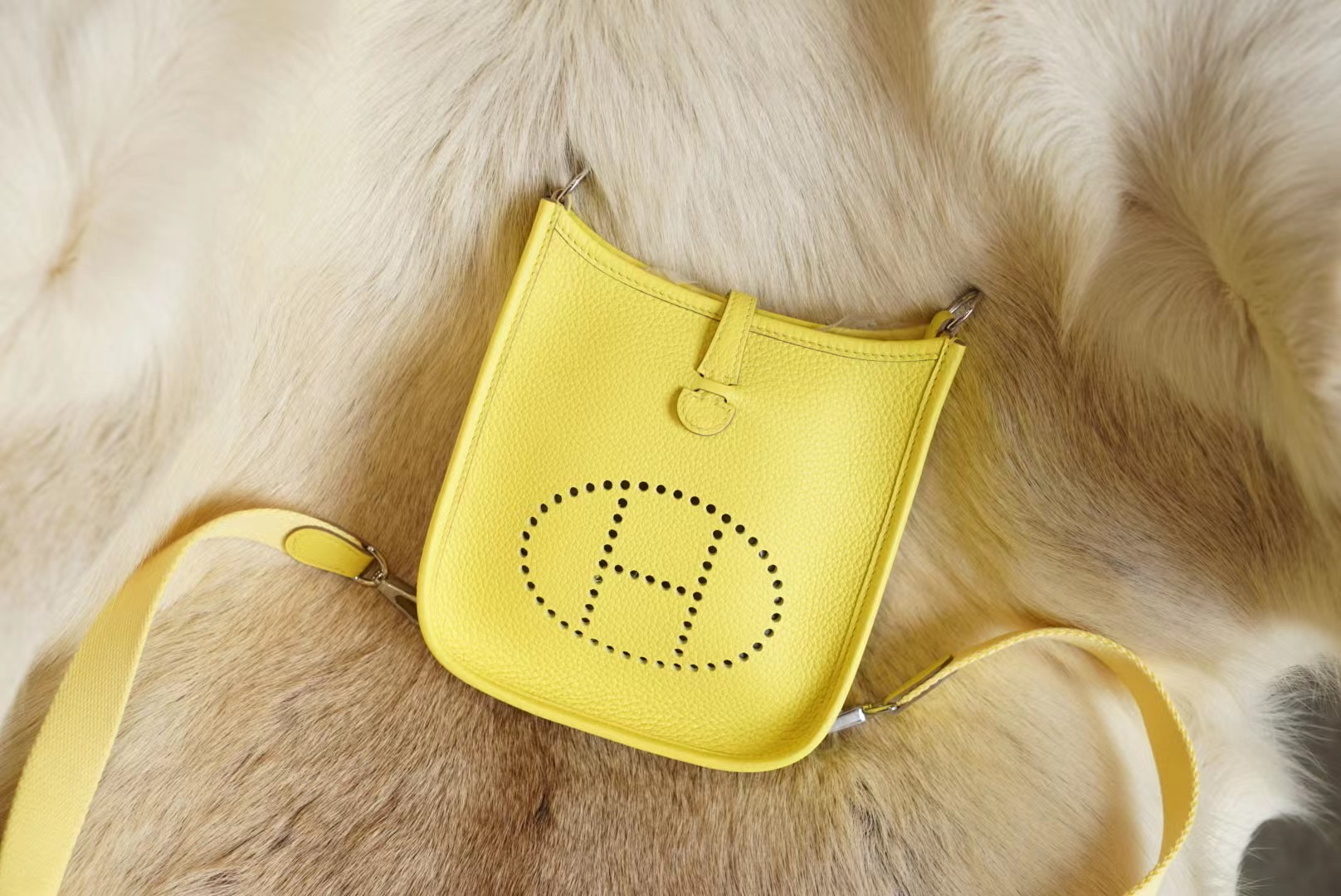 에르메스 Hermes Mini Evelyne Clemence