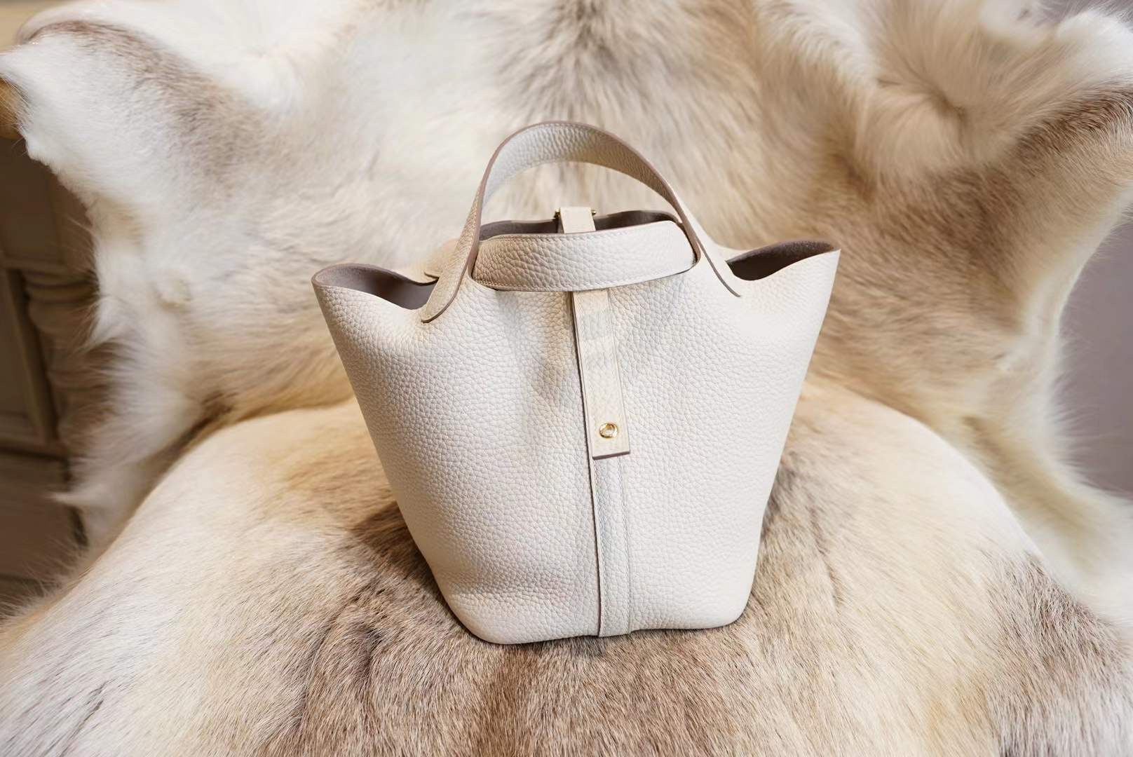 에르메스 Hermes Picotin Lock 18 clemence