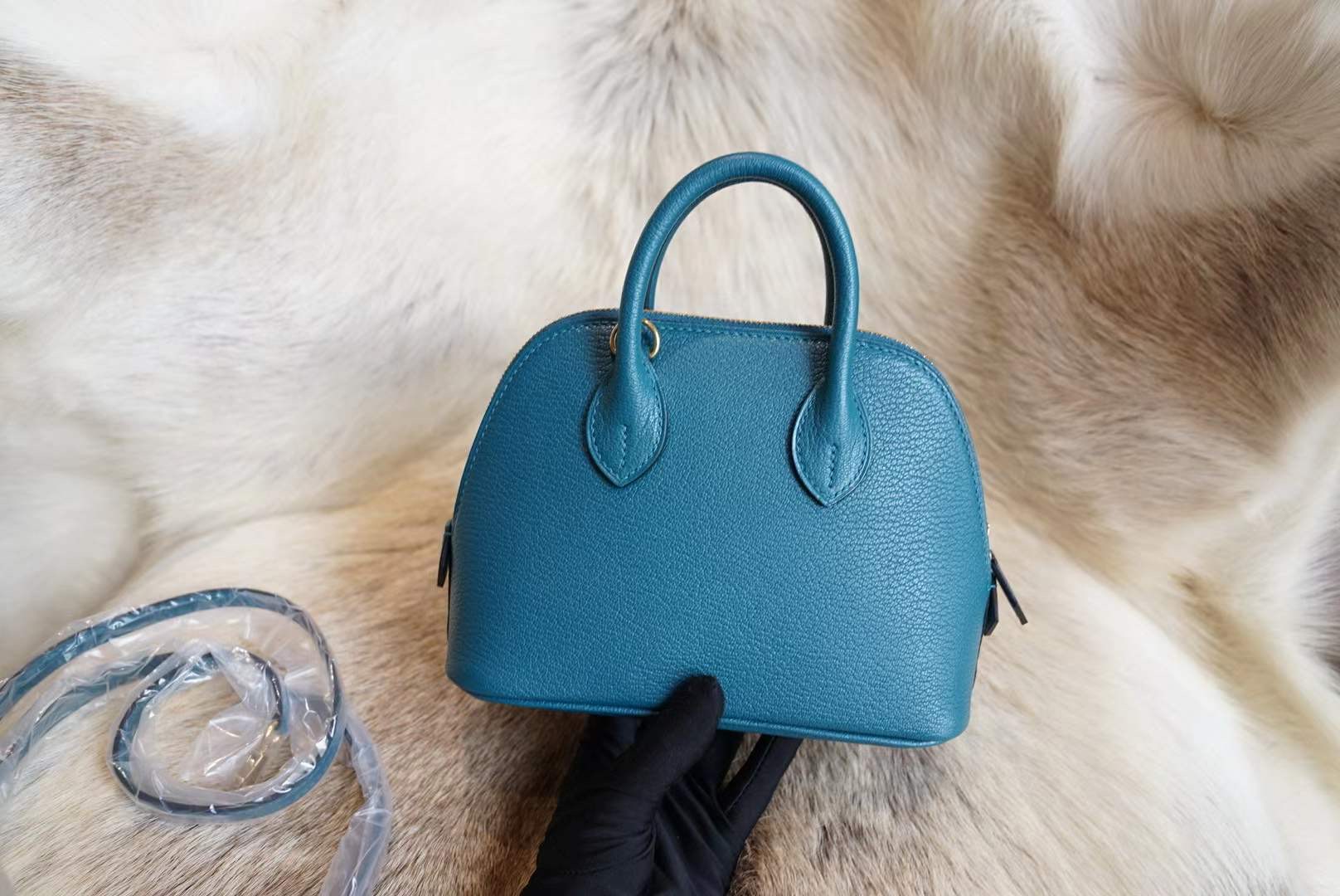 에르메스 Hermes Mini Bolide Chevre