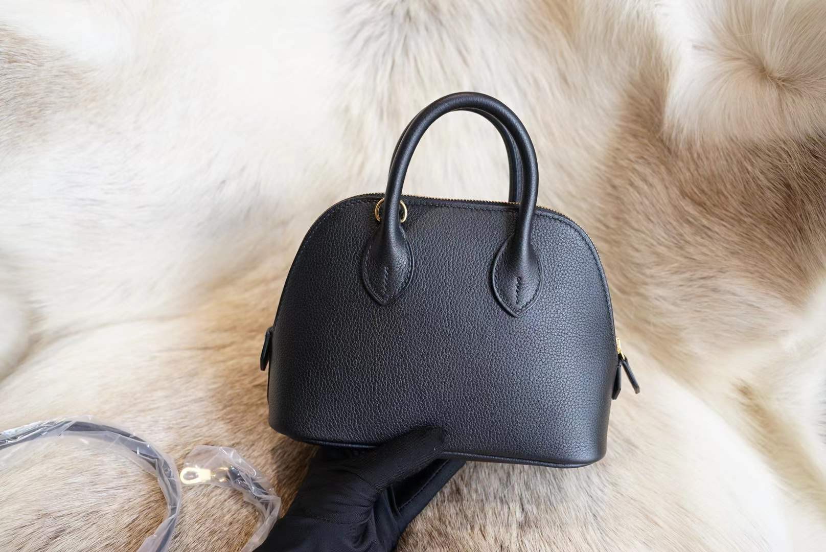 에르메스 Hermes Mini Bolide evercolor