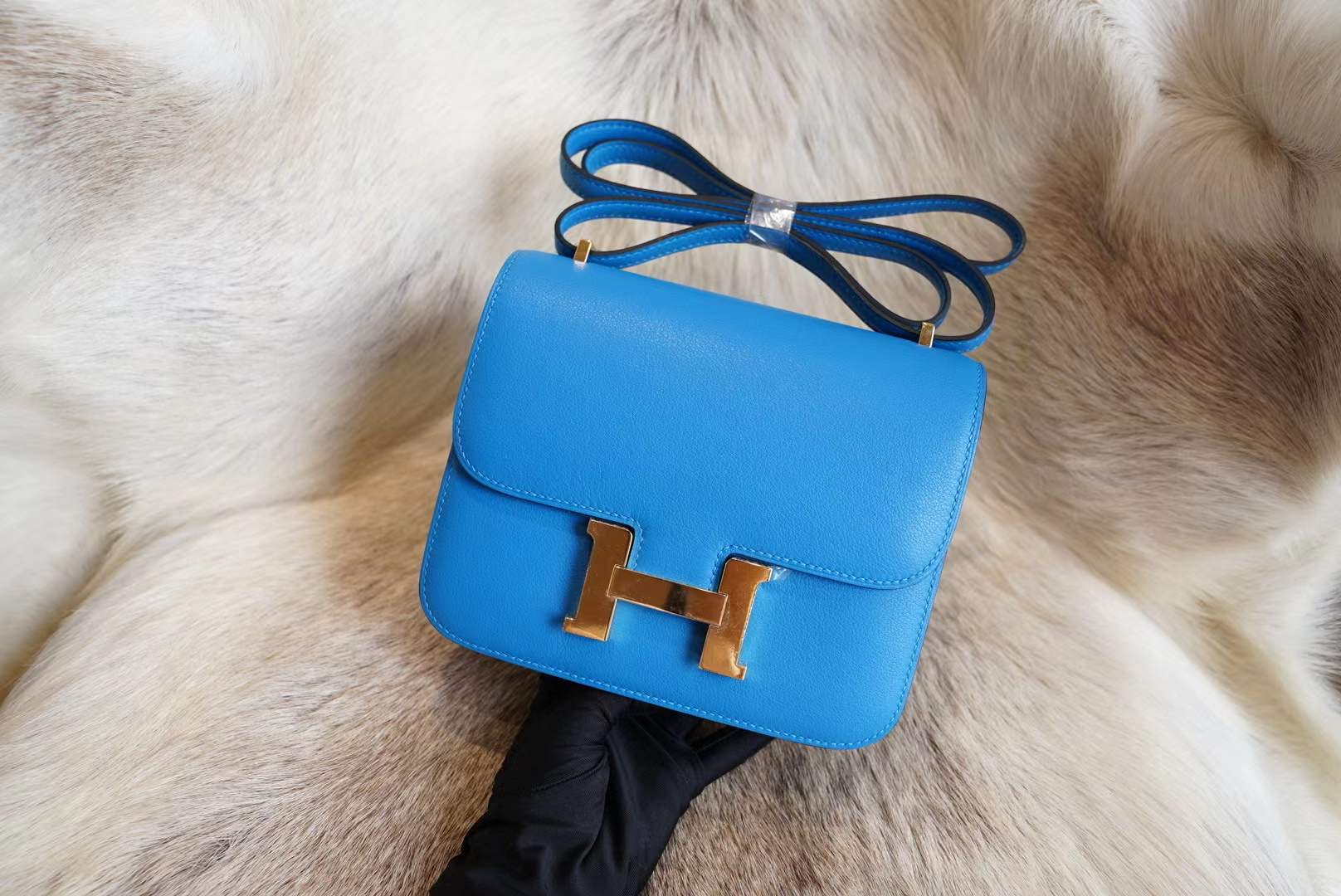 에르메스 Hermes Constance 19 swift