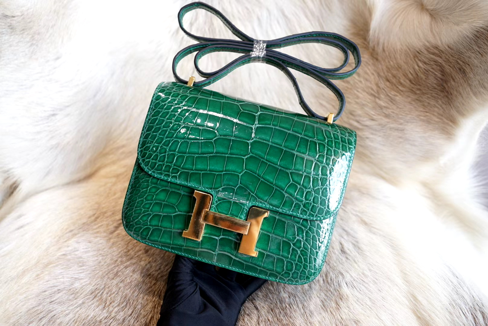 에르메스 Hermes Constance 19