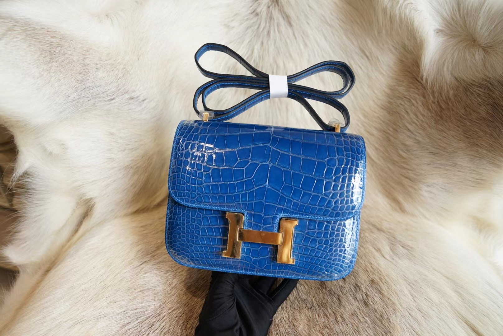 에르메스 Hermes Constance 19