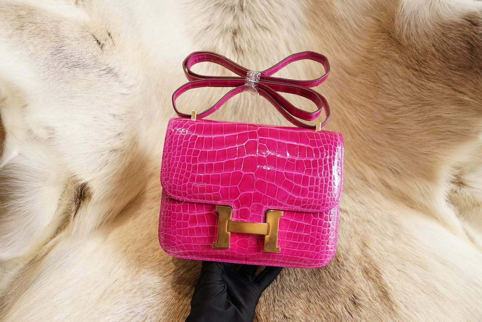 에르메스 Hermes Constance 19