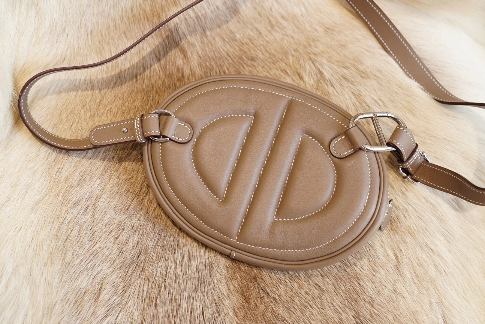 에르메스 Hermes In the Loop swift