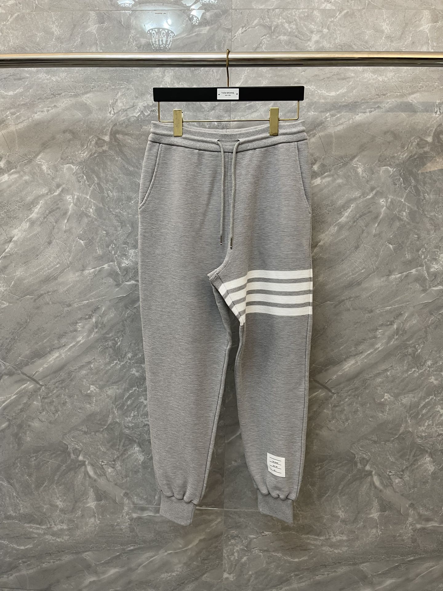 톰브라운 Thom Browne 바지