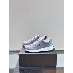 프라다 Prada 스니커즈