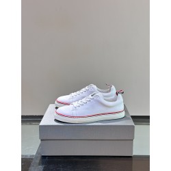 톰브라운 Thom Browne 스니커즈