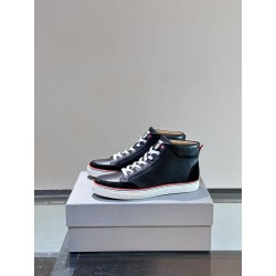 톰브라운 Thom Browne 스니커즈