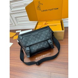 루이비통 Louis Vuitton M12517 크로스 백