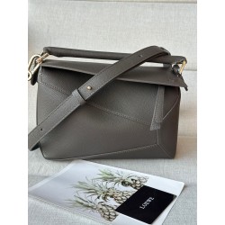 로에베 Loewe 3001b Puzzle Bag 24cm