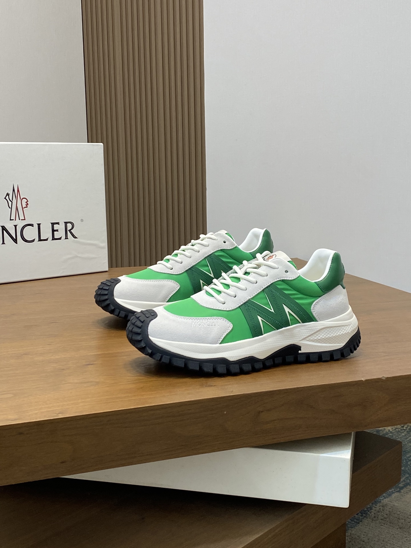 몽클레어 Moncler 스니커즈