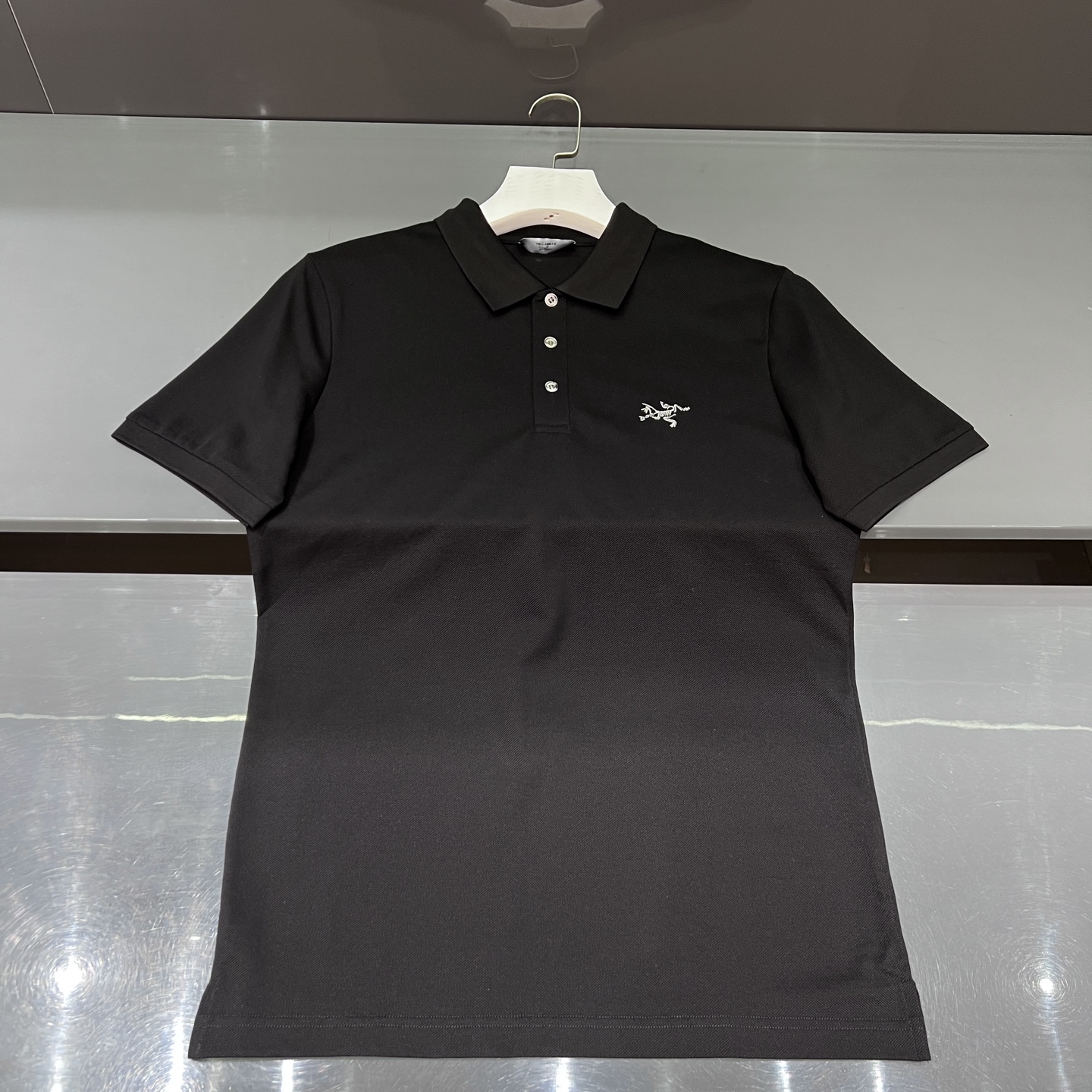 아크테릭스 ARC'TERYX 반팔 티셔츠